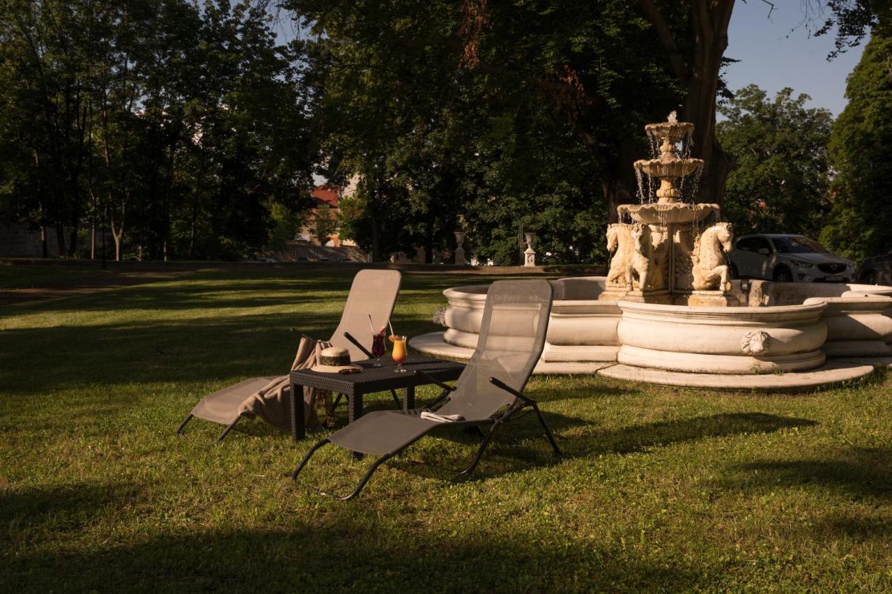 Schlosshotel Zum Markgrafen 크베들린부르크 외부 사진