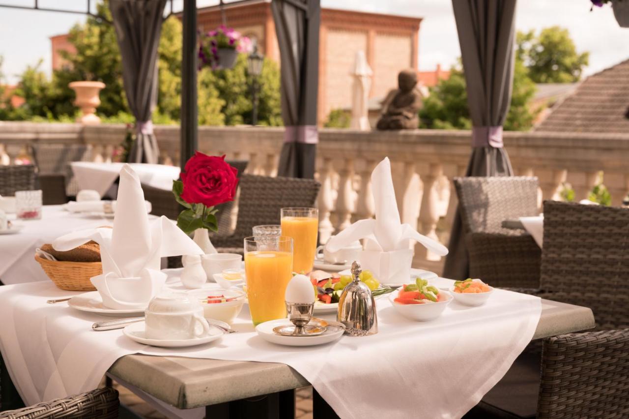 Schlosshotel Zum Markgrafen 크베들린부르크 외부 사진