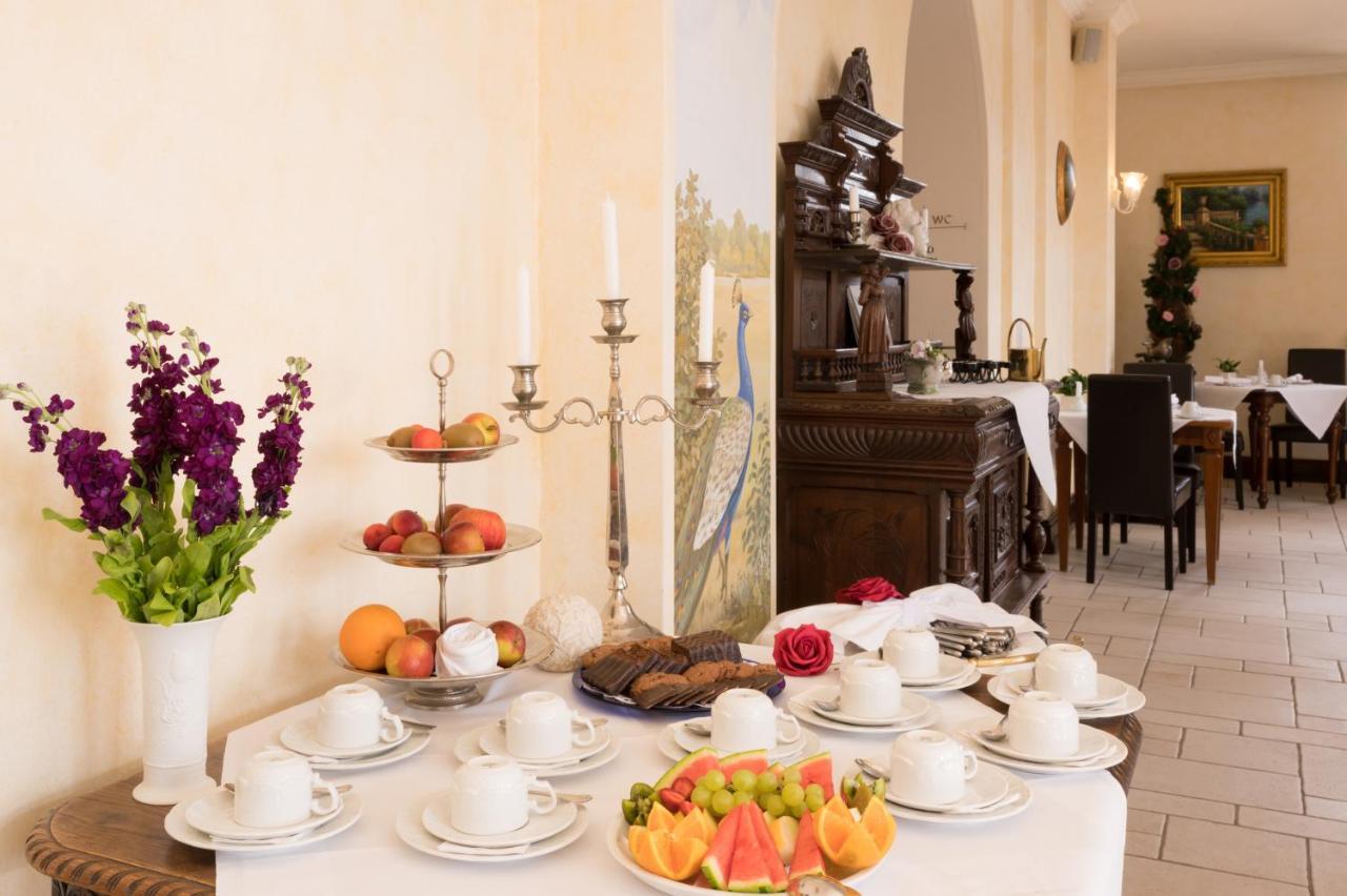 Schlosshotel Zum Markgrafen 크베들린부르크 외부 사진