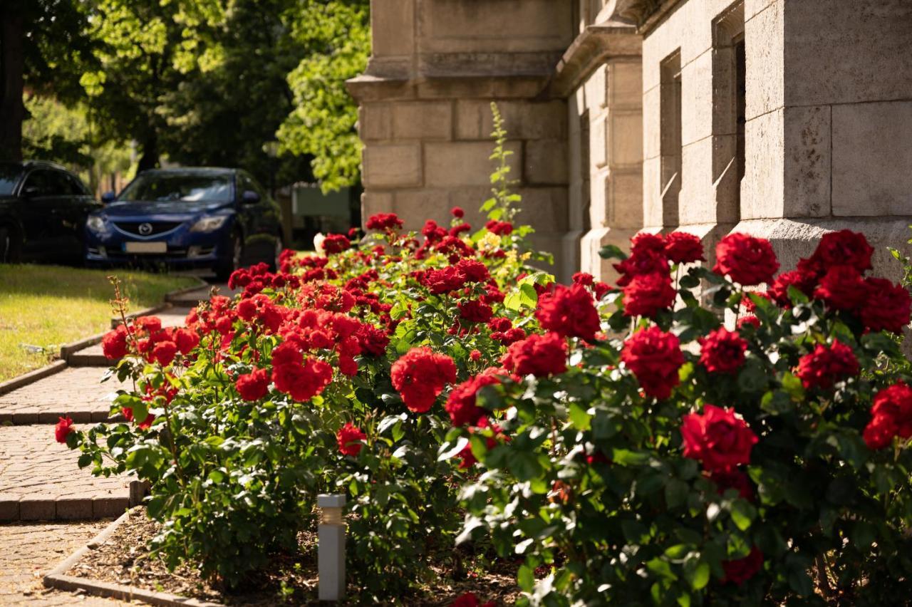 Schlosshotel Zum Markgrafen 크베들린부르크 외부 사진